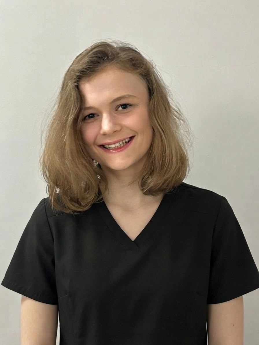 Natalia Oleś – lekarz dentysta w gabinecie Adenta Opole